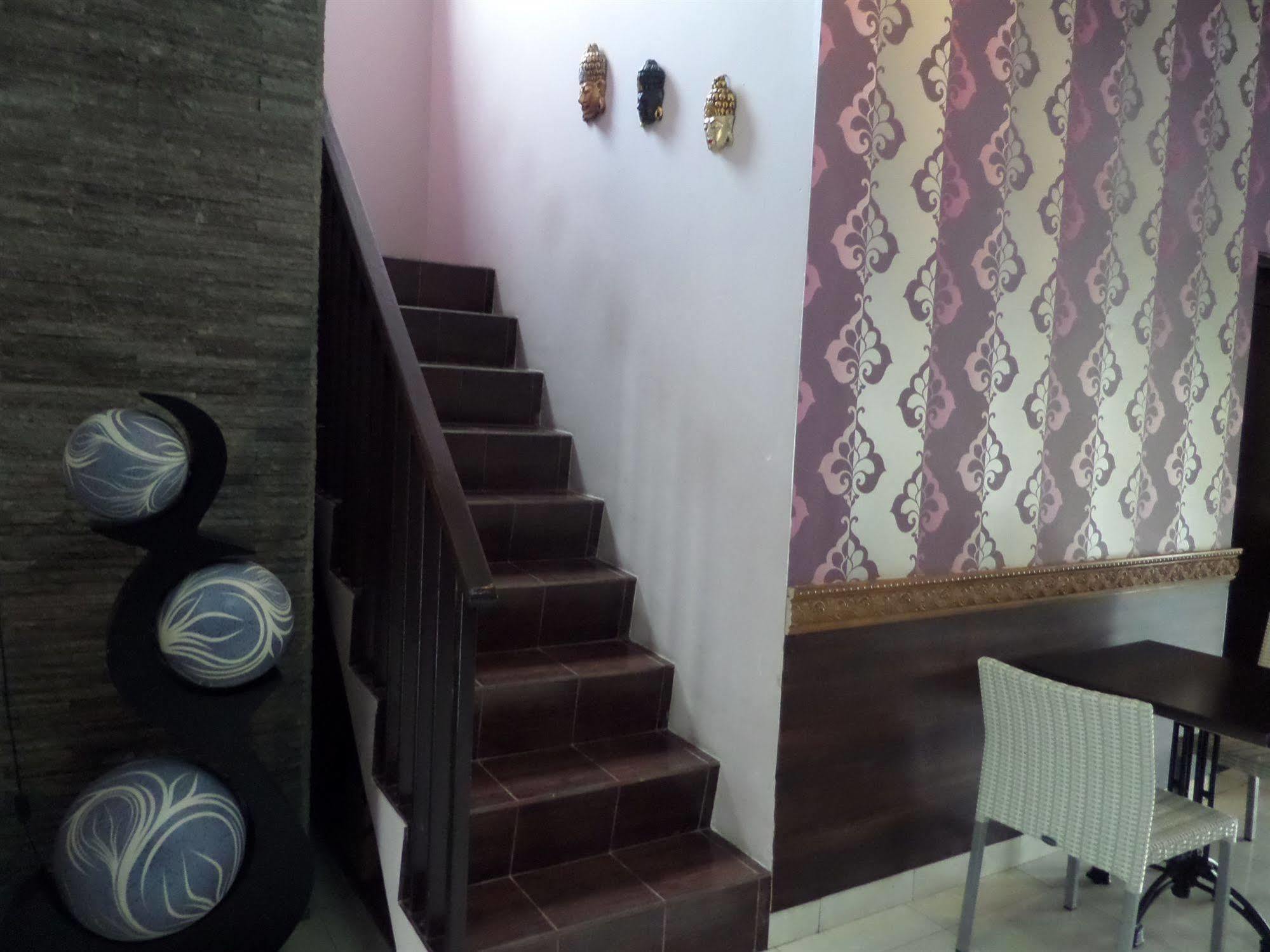 Griya Nendra Hotel Melati Bagian luar foto